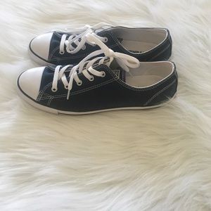 Women's converse